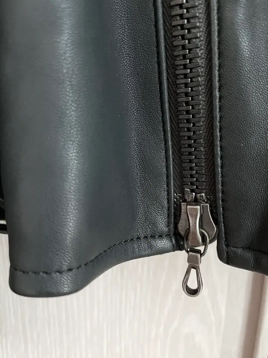 thumbnail-4